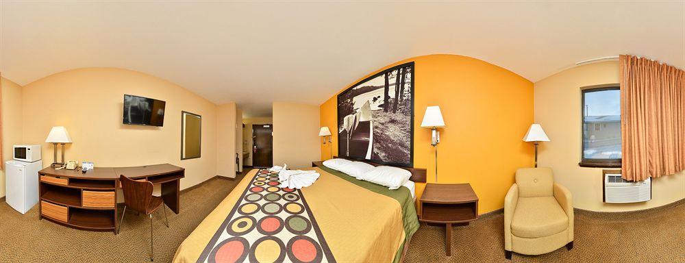 Super 8 By Wyndham Rochester Mayo Clinic Area Exterior foto